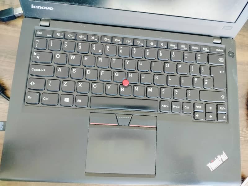 Lenovo Thinkpad Core i5 5 th gen 2