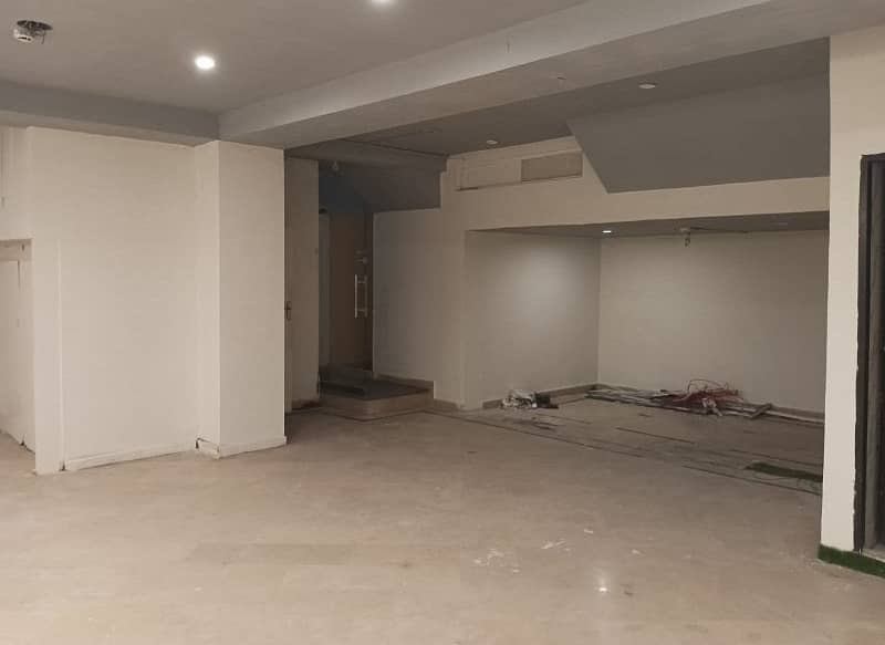 4 Marla Basment Office For Rent In DHA Phase 4,Block DD, Lahore. 1