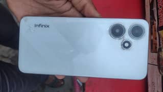 infinix hot 30 play  ram 4+4 extend 64 rom condition 10/10