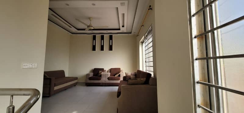 200 Square Yards Fully Furnished Villa 03 Bedrooms Drawing Dining for Rent in Precinct 11-A 7