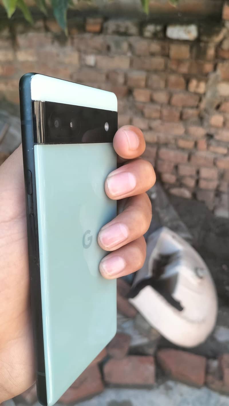 Google Pixel 6a 3