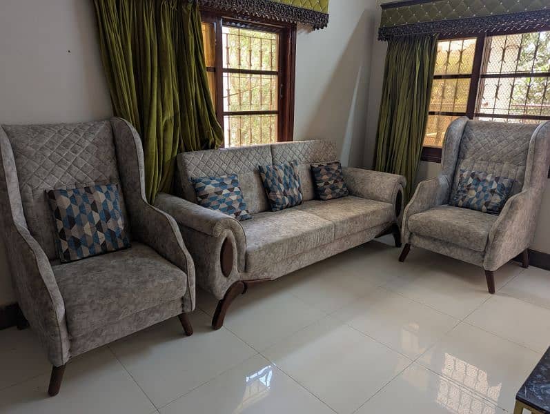 5 seater sofa for sale 0