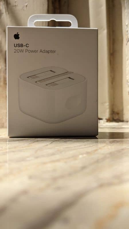 iphone 20w power Adapter 0