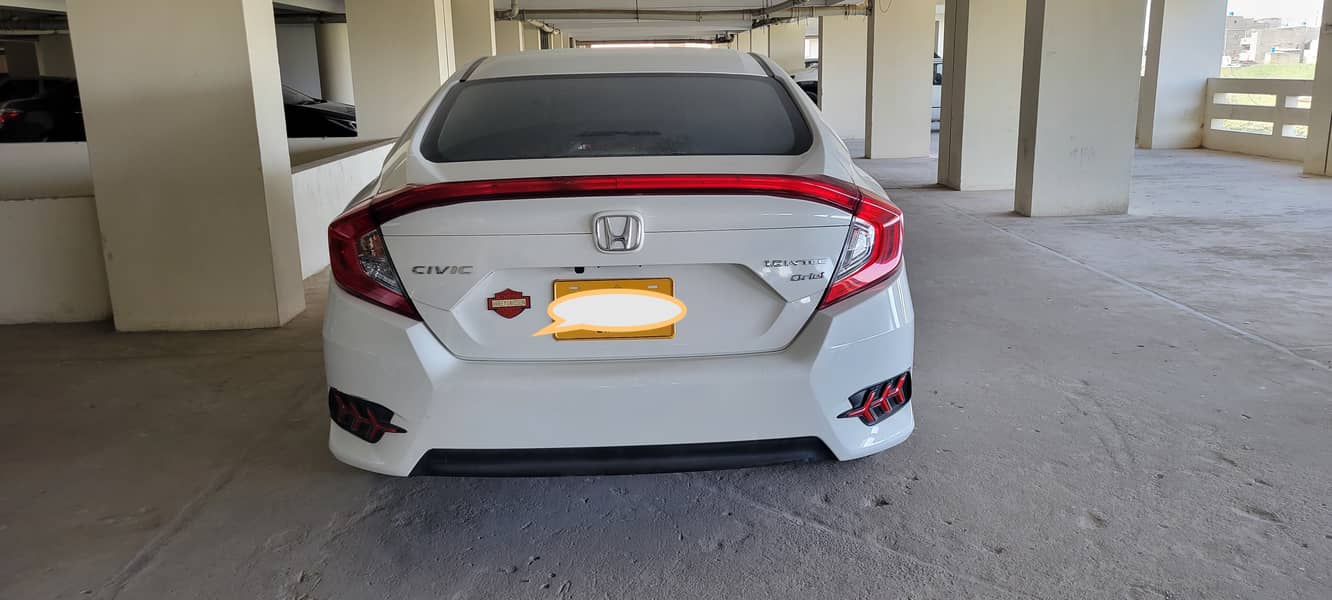 Honda Civic Oriel 2018 11