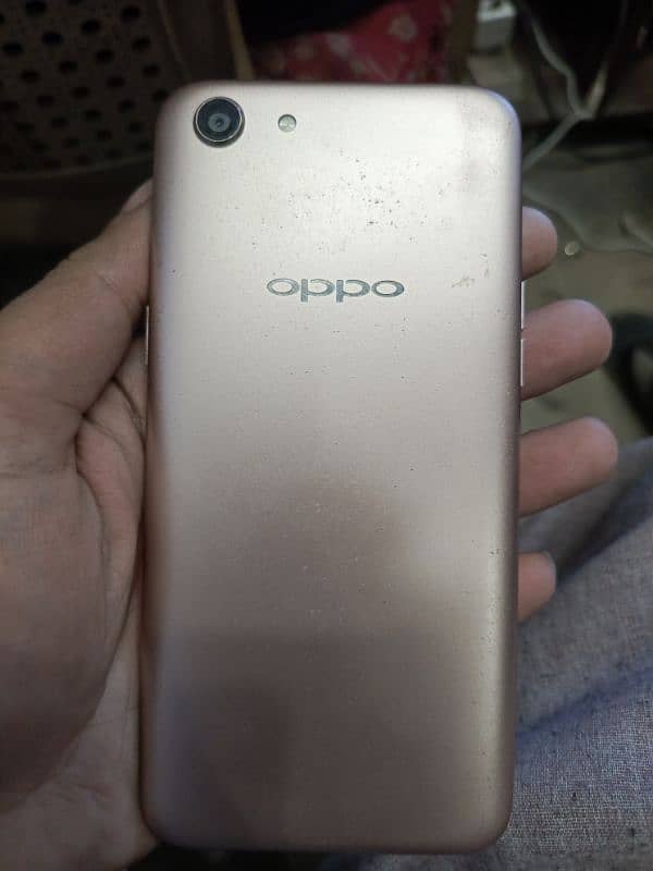 Modal Oppo A83 1