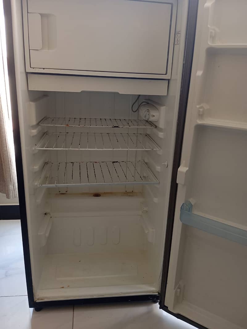 Dawlance Fridge Refrigerator for sale 2