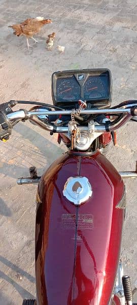 Honda CG 125 03342228153 is number pr rabta krin 0