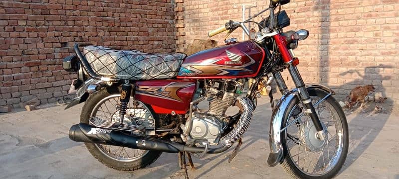 Honda CG 125 03342228153 is number pr rabta krin 6