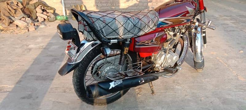 Honda CG 125 03342228153 is number pr rabta krin 9