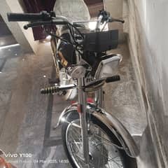 Honda 125cc self start golden addition