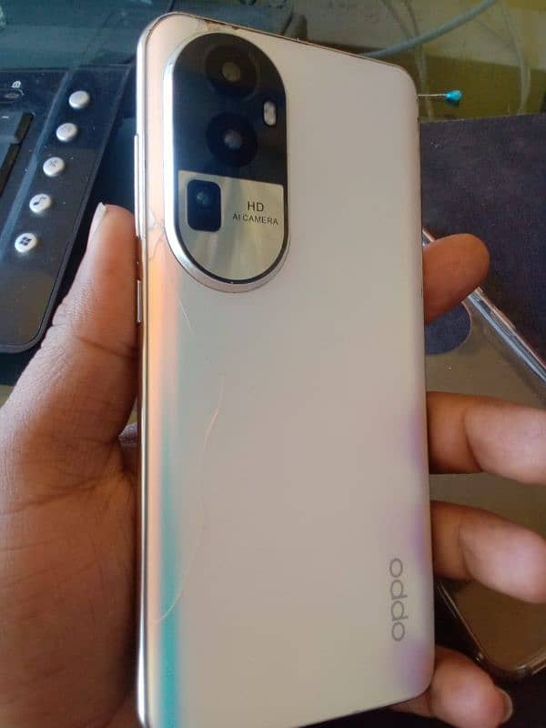 OPPO Reno 10 pro + 6 128 2