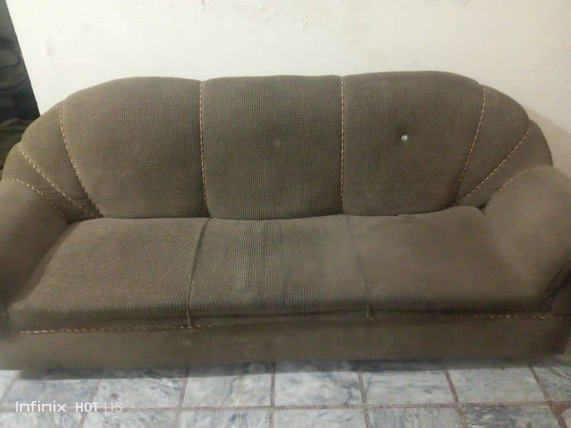 3 seater sofa 0