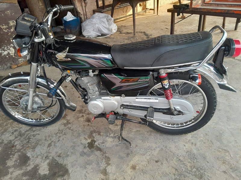 Honda CG 125 for sale in very good condition 0