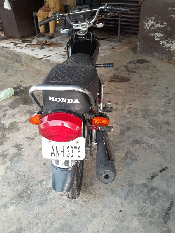 Honda CG 125 for sale in very good condition 3