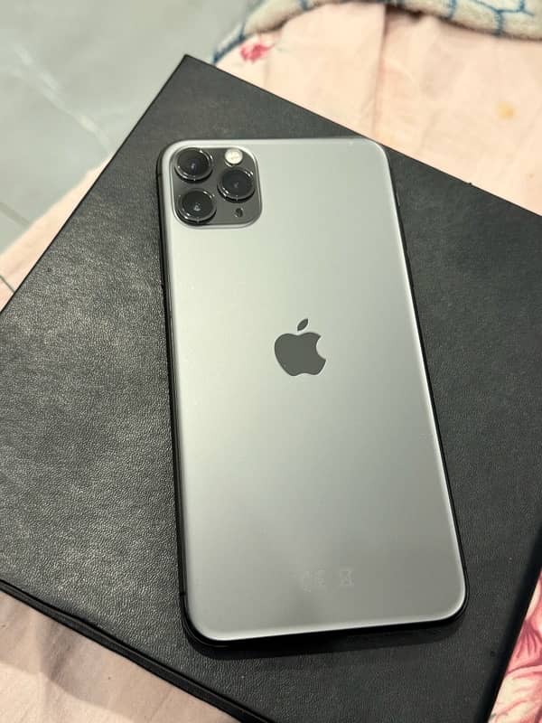 iPhone 11 Pro Max 64 Gb factory unlock non pta 6