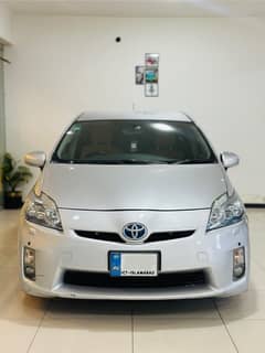 Toyota Prius 2011 S Led 1.8