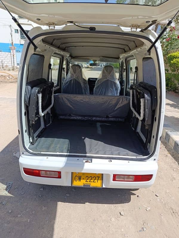 Daihatsu Hijet 2012 9