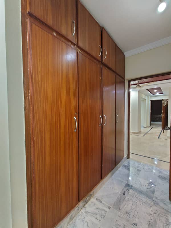 G-11 101 Tower 3 Bed Apartment (Flat) Available For Sale 24