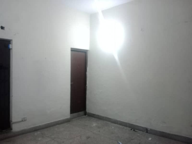 Buy A Centrally Located 10 Marla House In Allama Iqbal Town 10