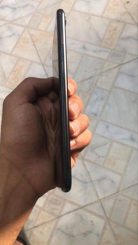 I phone 7 plus condition 10-9 Non PTA 1