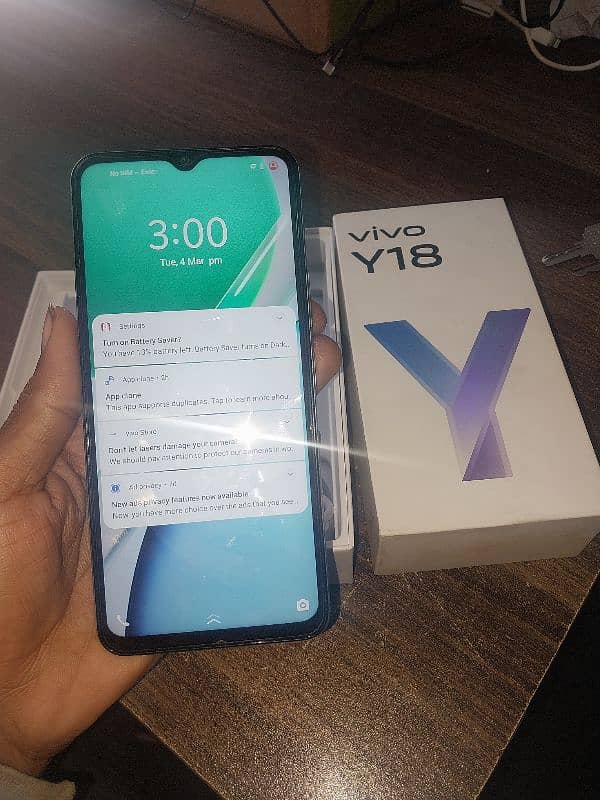 vivo y18 4+4 128 gb 1