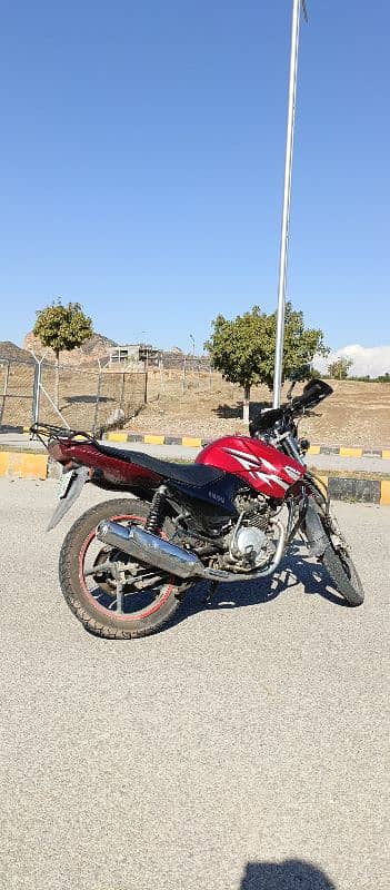 Yamaha ybr 125G 6