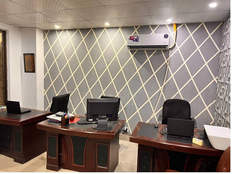 Area 330 SqFt Office For Sale Monthly Rental income 35000 in Main Boulevard Gulberg 3 Lahore 3