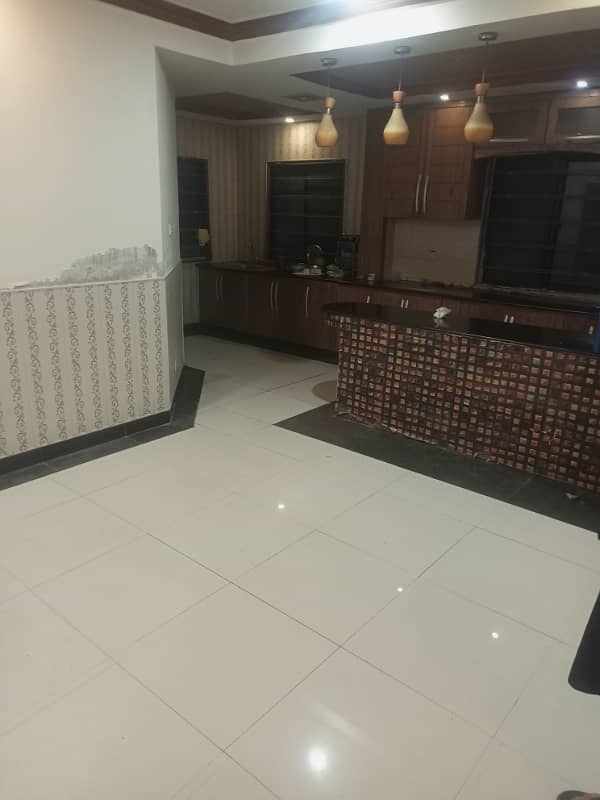 Room for rent in g-11 Islamabad 10