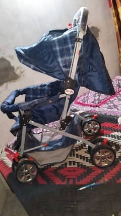 BABY PRAM BRAND NEW UN USED