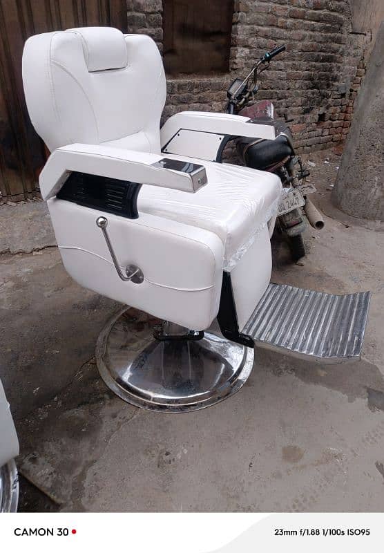 saloon chair/hair wash unit/pedi cure unit facial bed/trolley 6