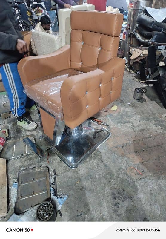 saloon chair/hair wash unit/pedi cure unit facial bed/trolley 11