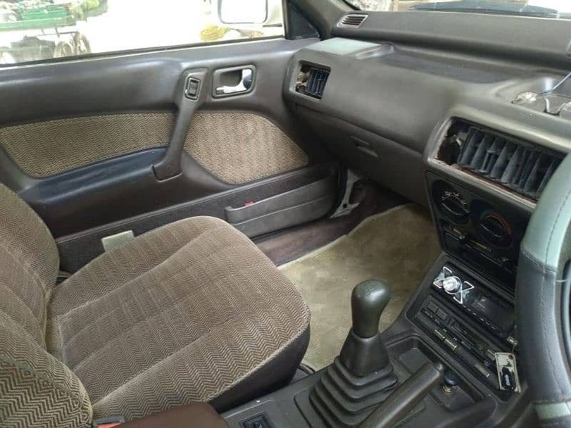 Mitsubishi Galant 1988 8