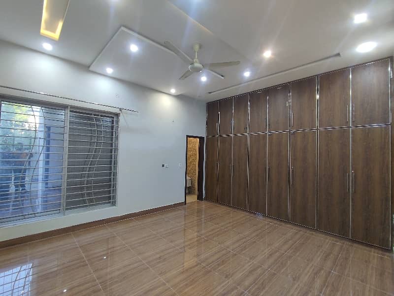 1 Kanal Full House Like Brand New For Rent In Opf Society 8