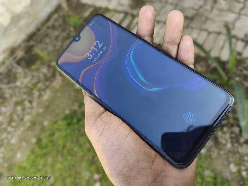 VivO V20 8/128 Camera king 3