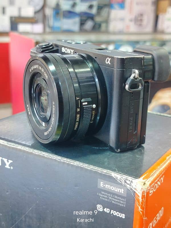 Sony A6300 | 16-50mm lens | Complete box 3