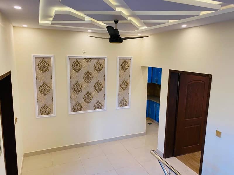 5 Marla Luxary House Available for Sale Bahria Nasheman Lahore (Just 1 year use) 1