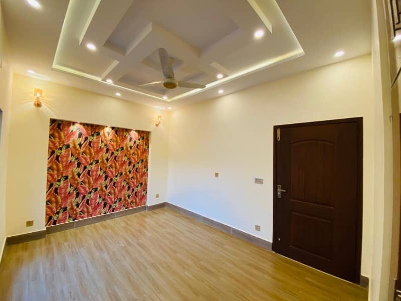 5 Marla Luxary House Available for Sale Bahria Nasheman Lahore (Just 1 year use) 16