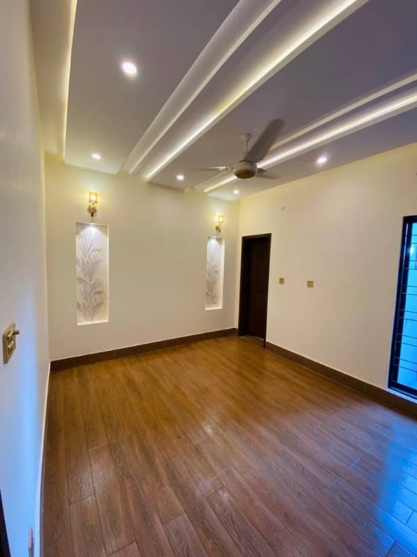 5 Marla Luxary House Available for Sale Bahria Nasheman Lahore (Just 1 year use) 19