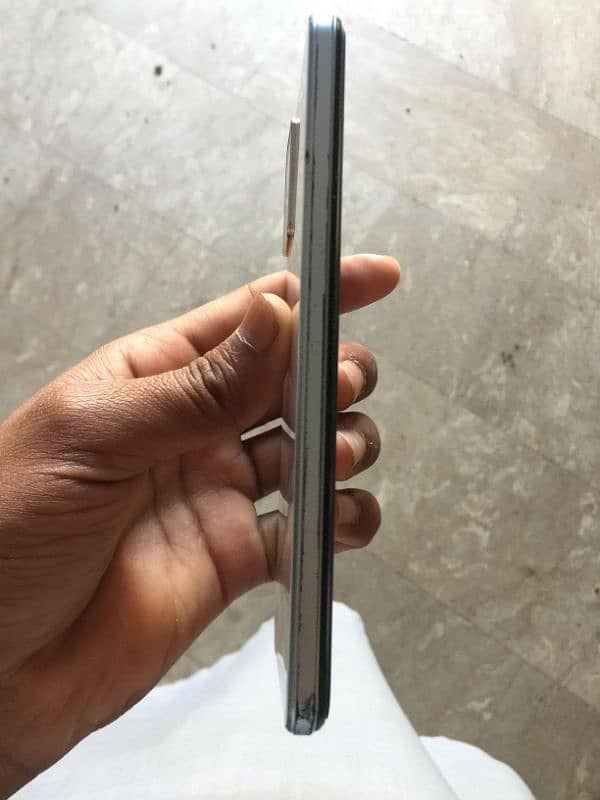 vivo y21a 4gb ram 64gb battery timing 5 hours from internet 7