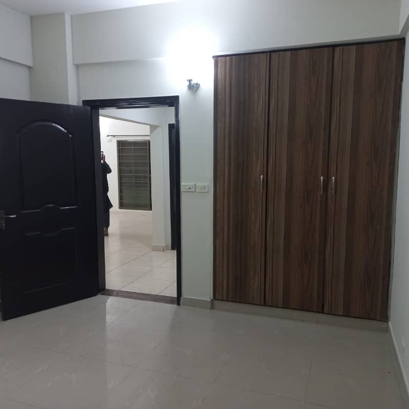 3-Bedroom Flat For Rent In Sector B Askari 11 Lahore 6