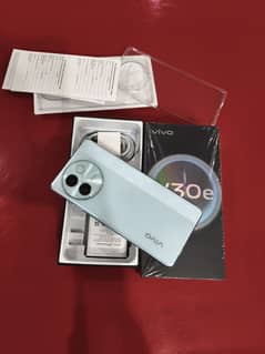 Vivo v30e 8gb 256gb Complete Box