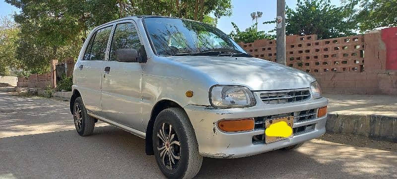 Daihatsu Cuore 2001 non accidental 2