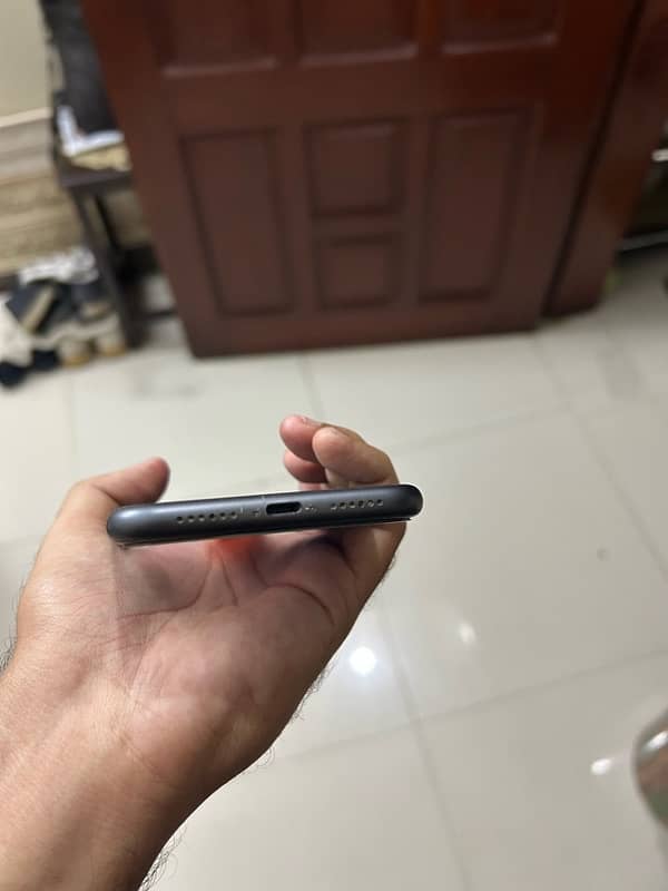 iphone 11 64 Gb non pta factory unlock 3