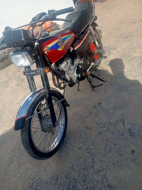 Honda 125 attock number,good sond ,call@wattsapp, 03/12/91/61/0/27 2