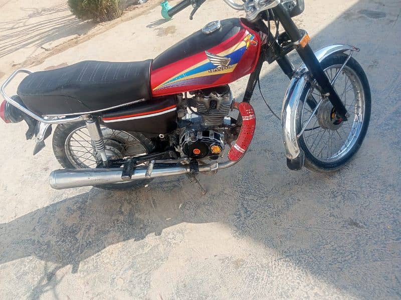 Honda 125 attock number,good sond ,call@wattsapp, 03/12/91/61/0/27 6