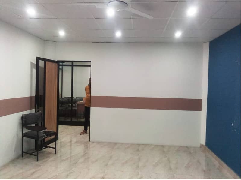 Area 1500 Square Feet Office Available For Rent Real Pictures In Main Boulevard Road Gulberg 3 Lahore 1