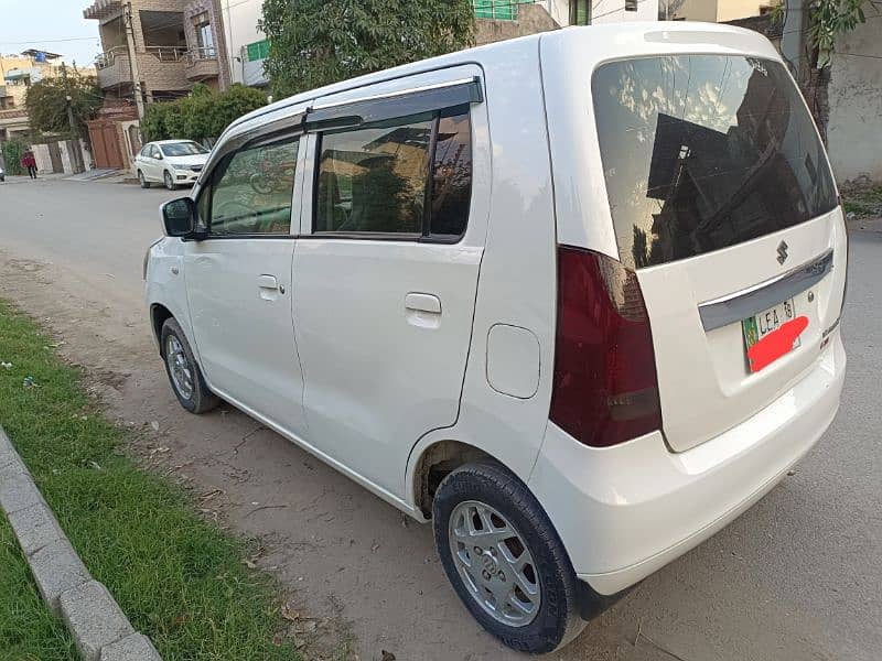 Suzuki Wagon R 2018 3