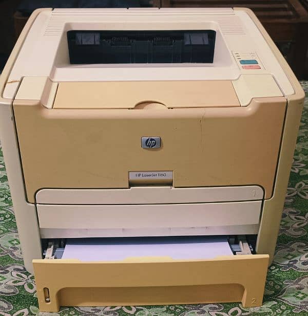 HP Laser Jet 1160 Printer 0