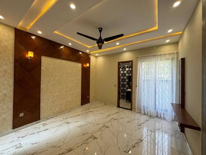 10 Marla Brand New Luxury Upper Portion For Rent In Tulip BLOCK Bahria Town Lahore 10