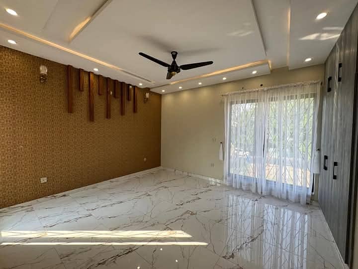 10 Marla Brand New Luxury Upper Portion For Rent In Tulip BLOCK Bahria Town Lahore 12